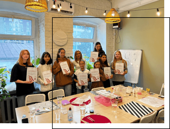 Online Makeup Classes for Teens