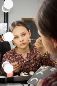 Makeup for schoolgirls 